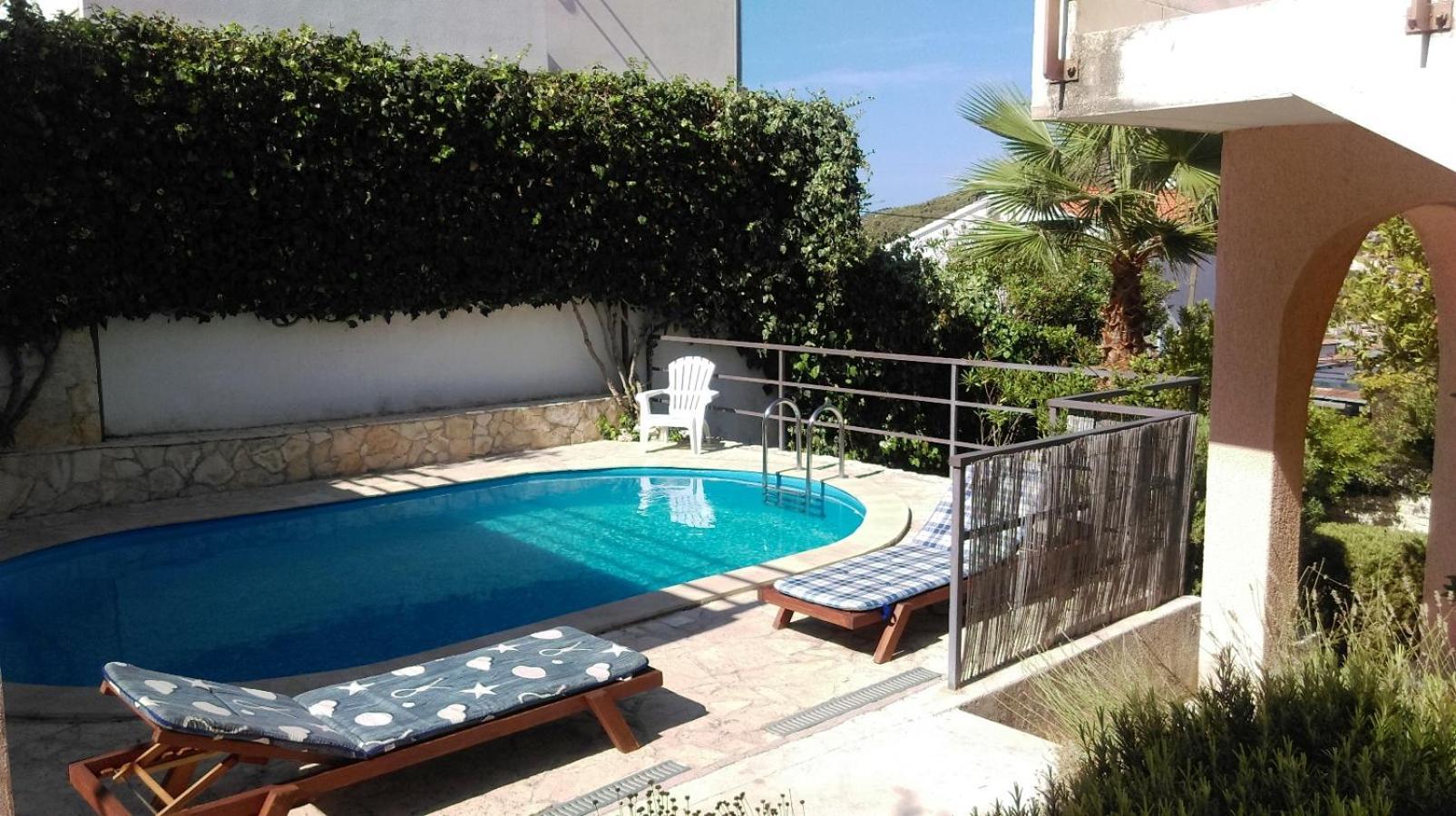 Apartmani Zulin Seget Vranjica Bagian luar foto