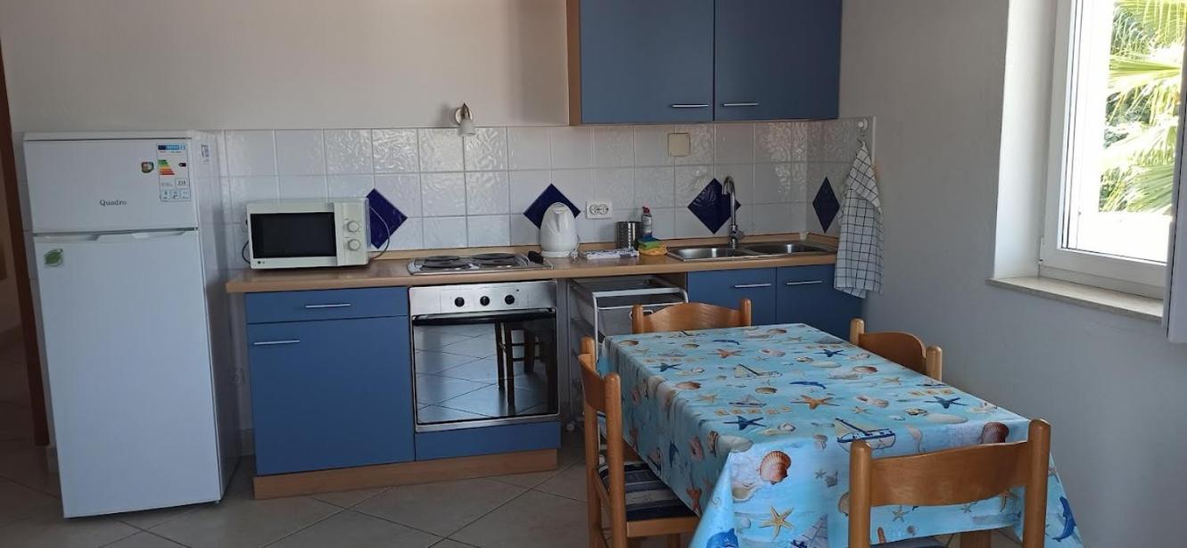 Apartmani Zulin Seget Vranjica Bagian luar foto